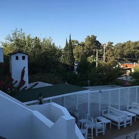 Sisyphos Hotel Gelemis